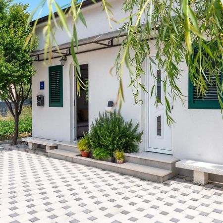 Studio Apartment Dona Trogir Kültér fotó