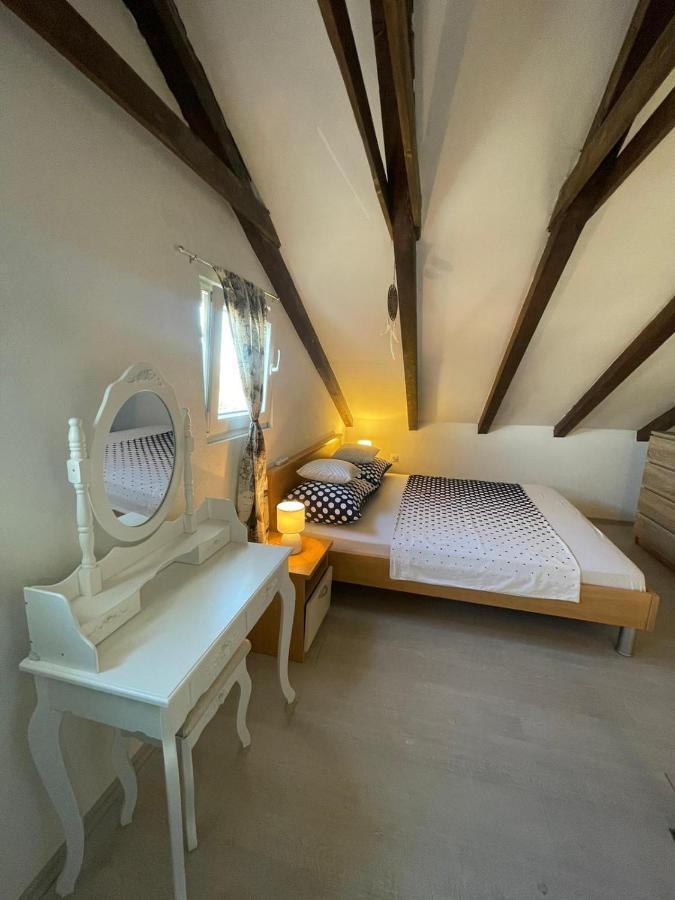 Studio Apartment Dona Trogir Kültér fotó