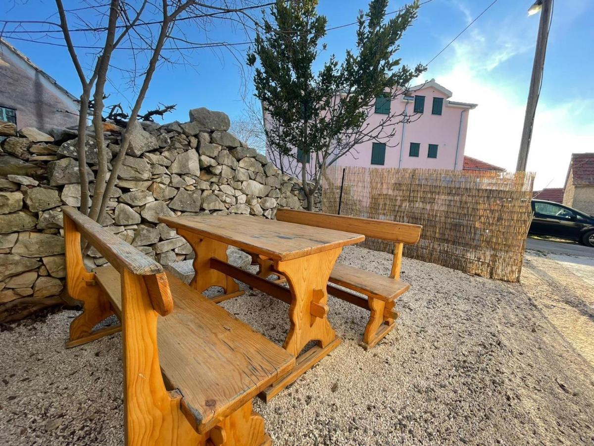 Studio Apartment Dona Trogir Kültér fotó