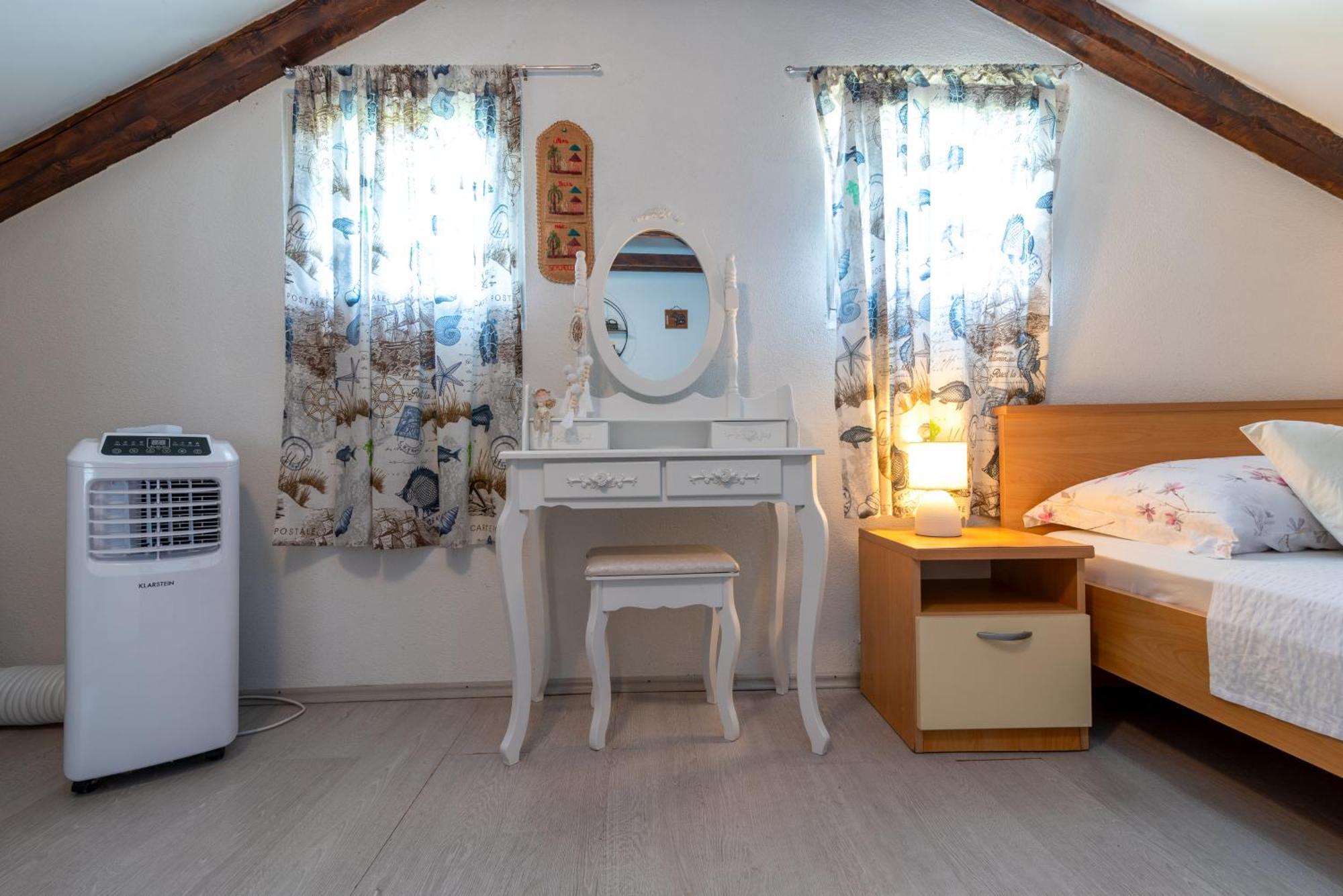 Studio Apartment Dona Trogir Kültér fotó