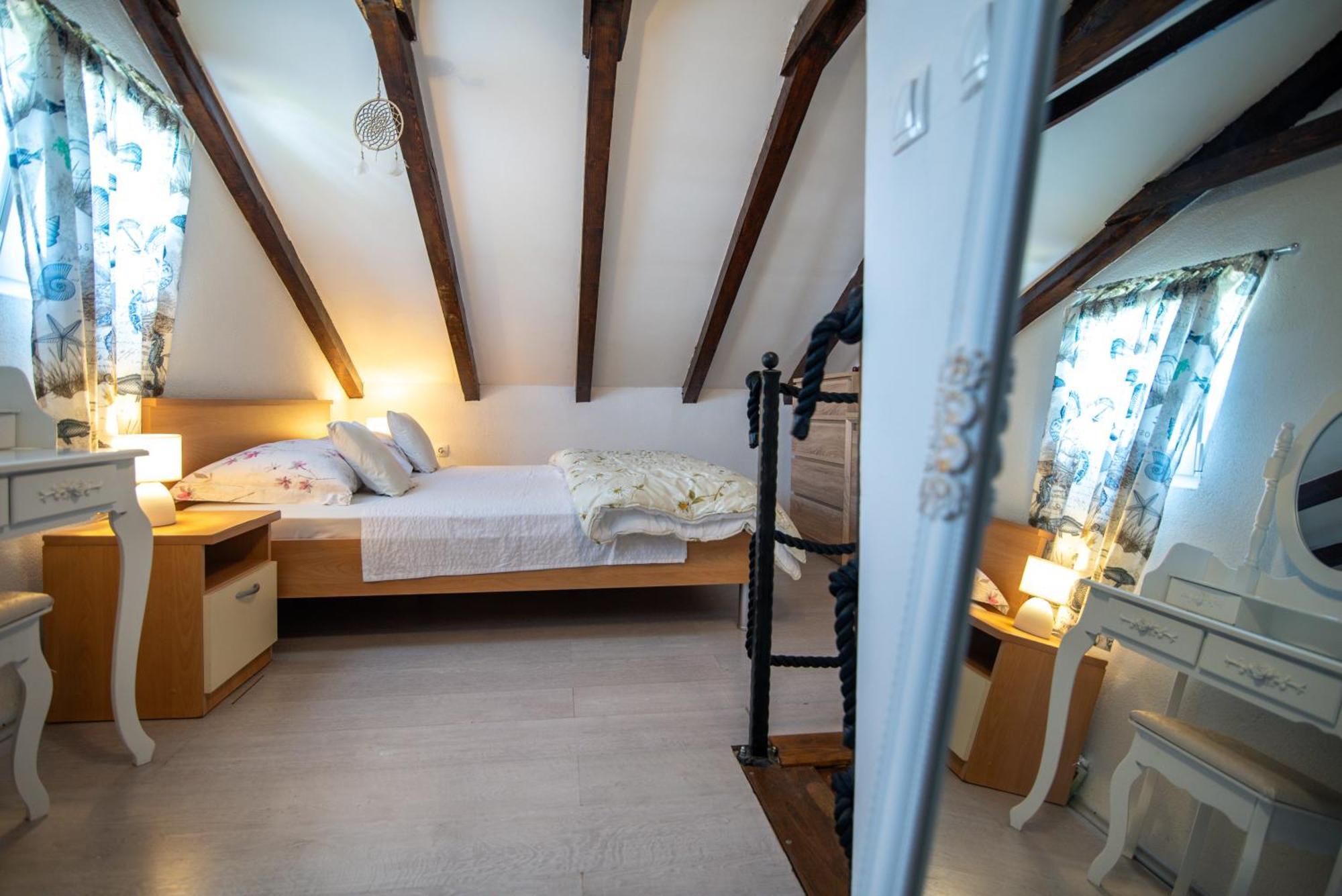 Studio Apartment Dona Trogir Kültér fotó