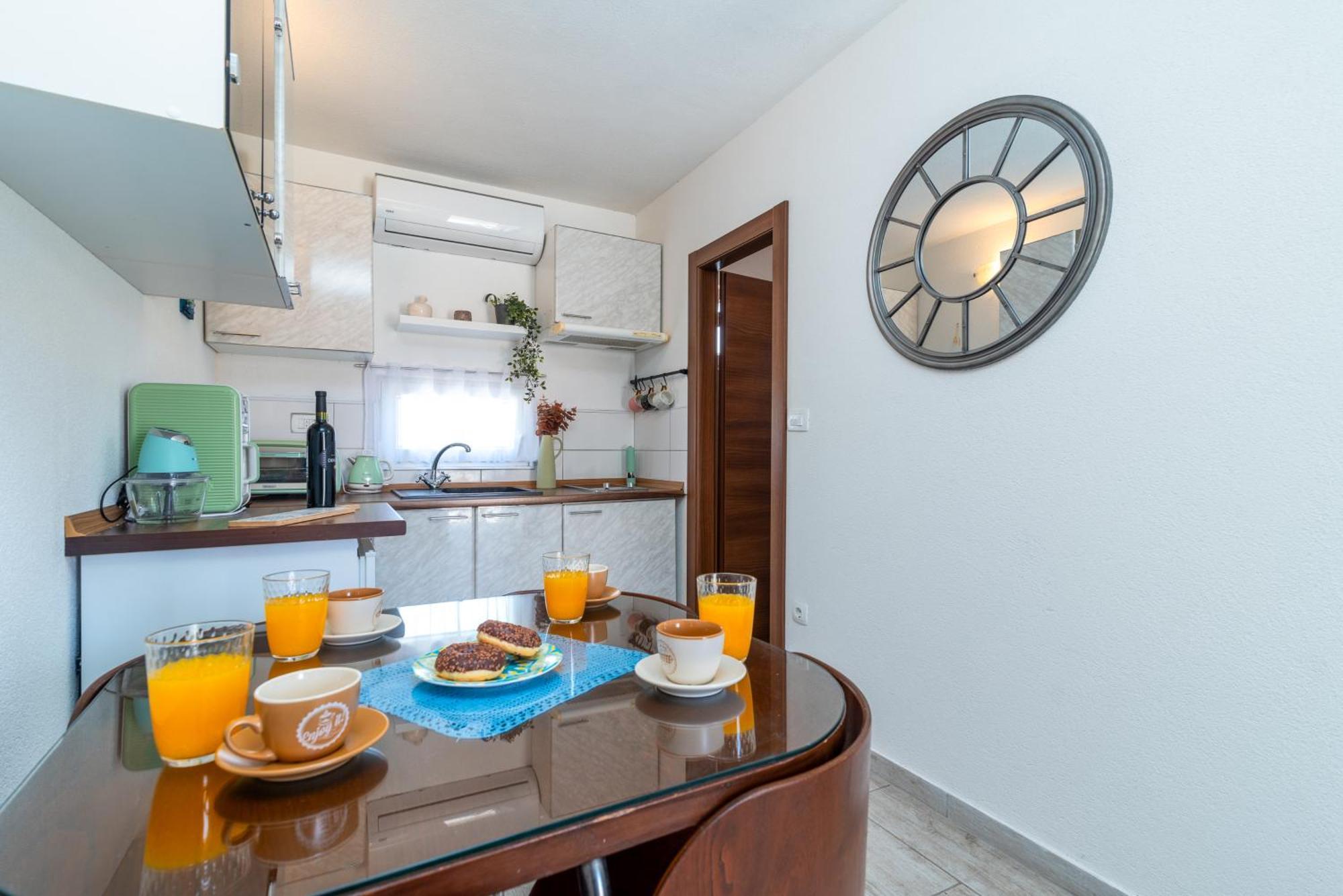 Studio Apartment Dona Trogir Kültér fotó