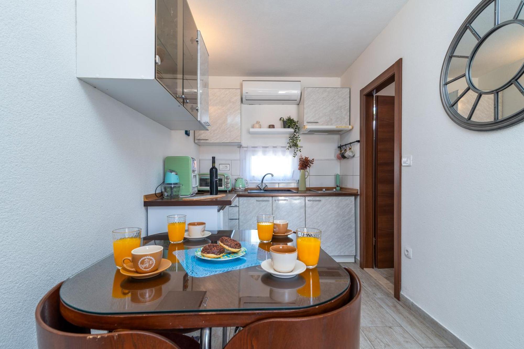 Studio Apartment Dona Trogir Kültér fotó